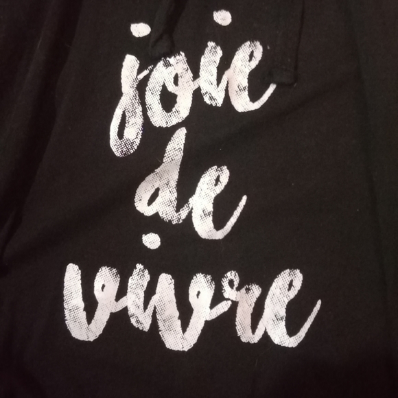 Sweaters - Picture 2 of 4